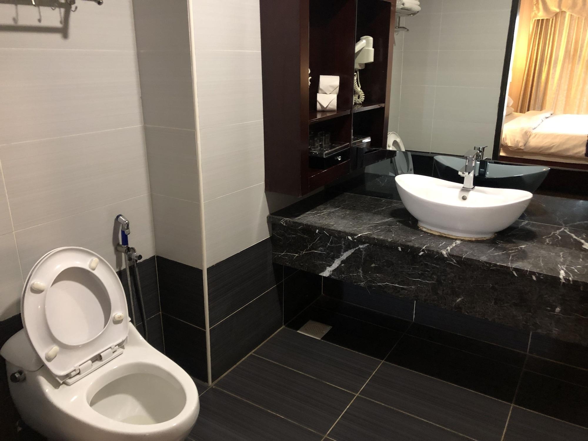 Pariss Hotel Johor Bahru Dış mekan fotoğraf