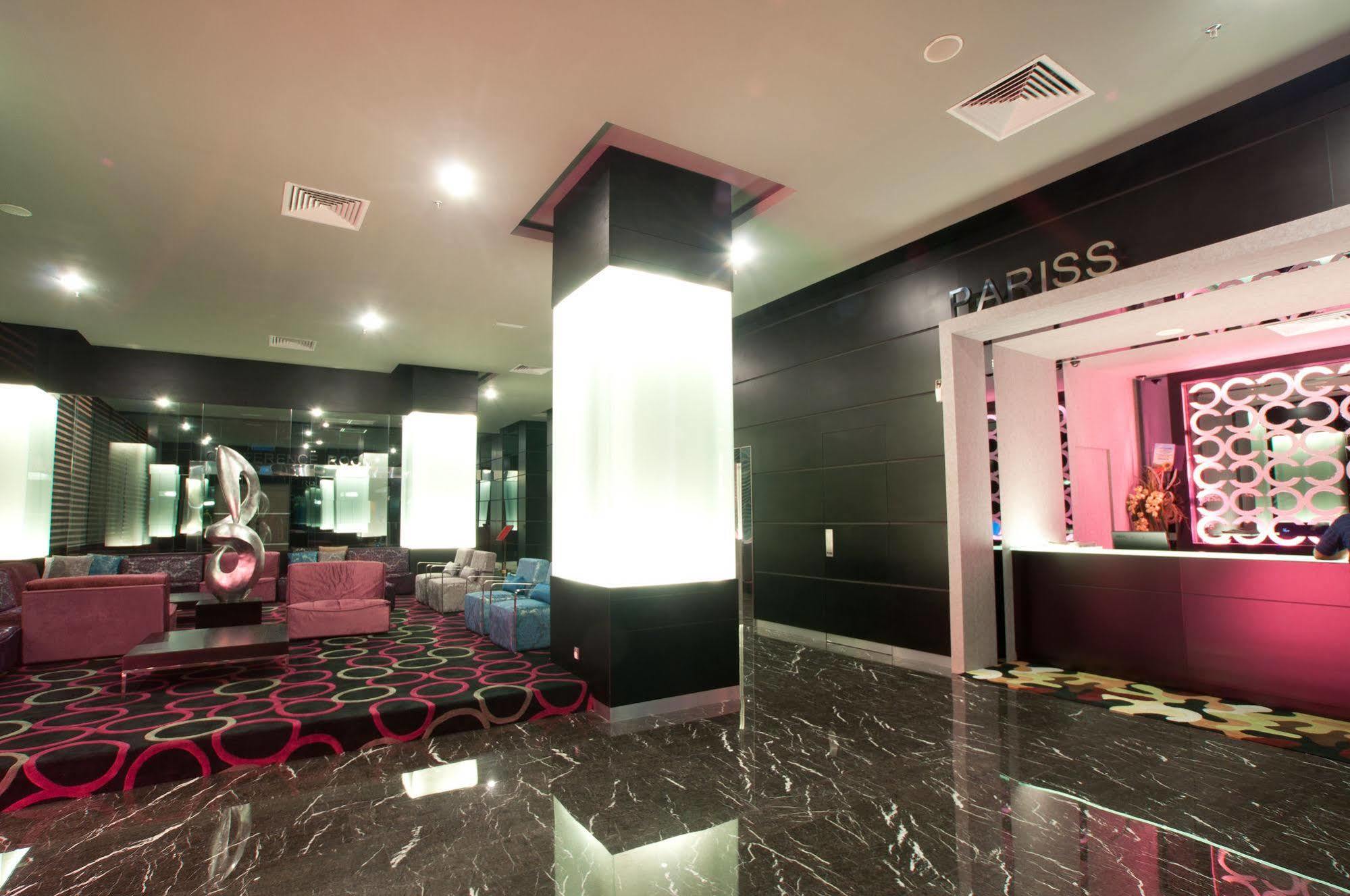 Pariss Hotel Johor Bahru Dış mekan fotoğraf
