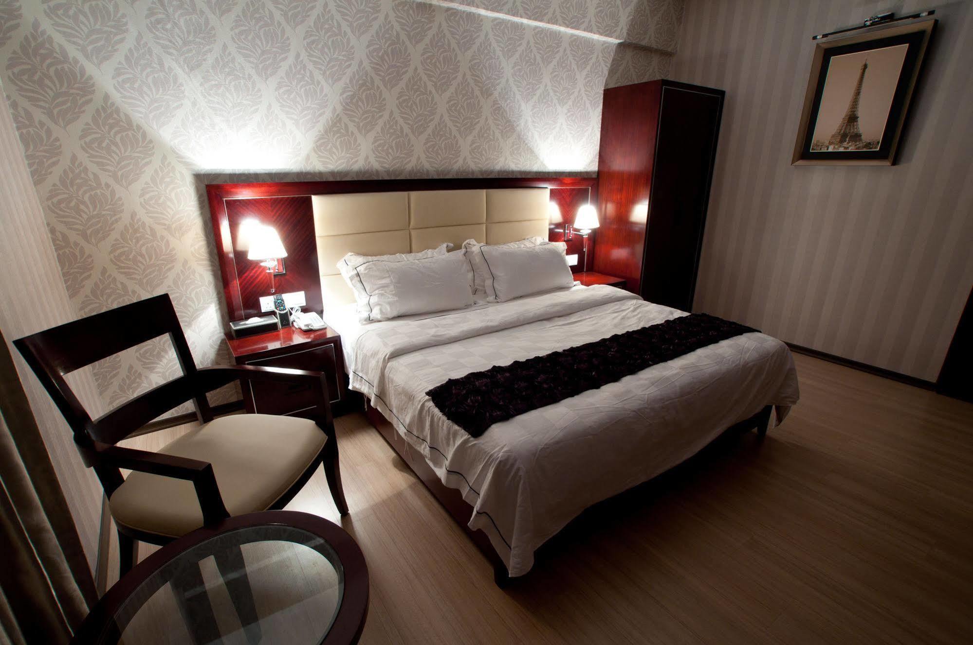 Pariss Hotel Johor Bahru Dış mekan fotoğraf