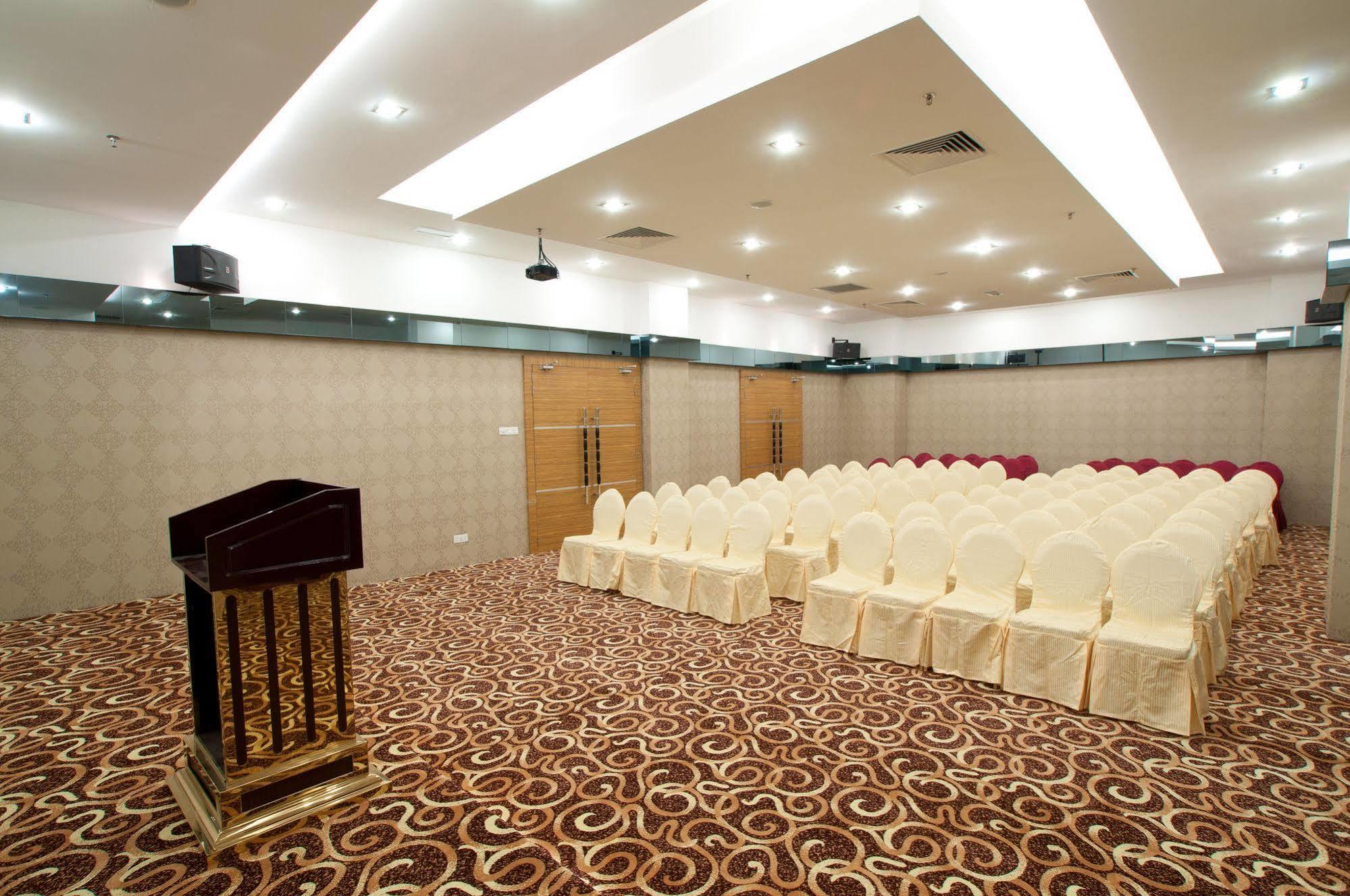 Pariss Hotel Johor Bahru Dış mekan fotoğraf