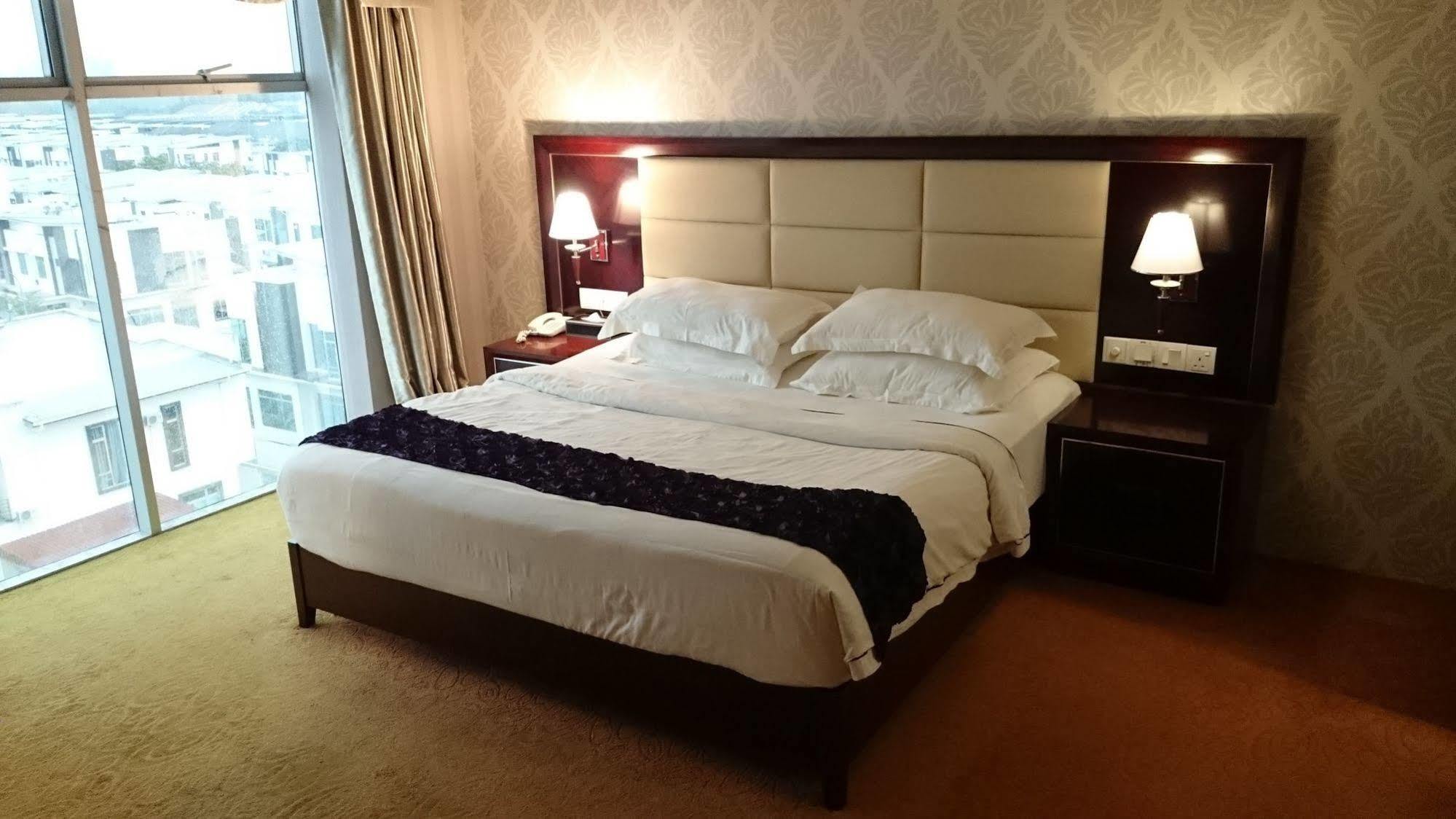Pariss Hotel Johor Bahru Dış mekan fotoğraf